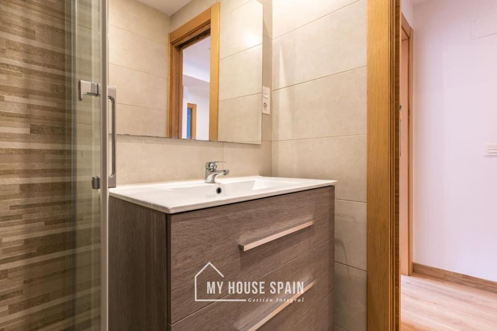 Myhousespain - Luminoso Y Amplio Piso En El Centro Gijón Exteriör bild