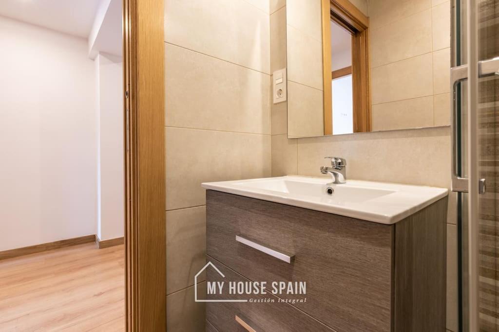 Myhousespain - Luminoso Y Amplio Piso En El Centro Gijón Exteriör bild
